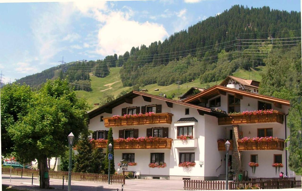 Haus Fallesin Sankt Anton am Arlberg Luaran gambar